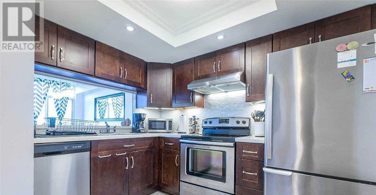410-88 Alton Towers Circle, Toronto, ON, M1V 5C5 - 2