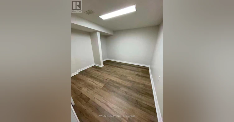 172 Highglen Avenue, Markham, ON, L3S 1X4 - 3