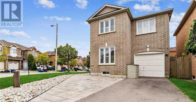 67 Denton Circle, Vaughan, ON, L6A 2N4 - 2