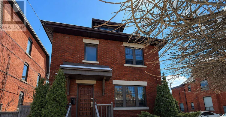 322 Waverley Street, Ottawa, ON, K2P 0W3