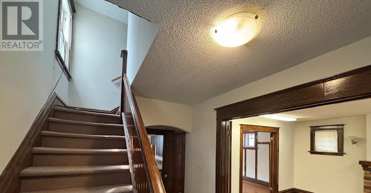 322 Waverley Street, Ottawa, ON, K2P 0W3 - 4
