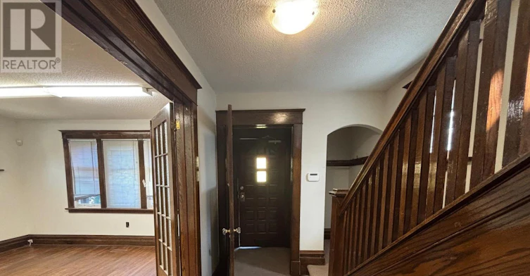 322 Waverley Street, Ottawa, ON, K2P 0W3 - 3