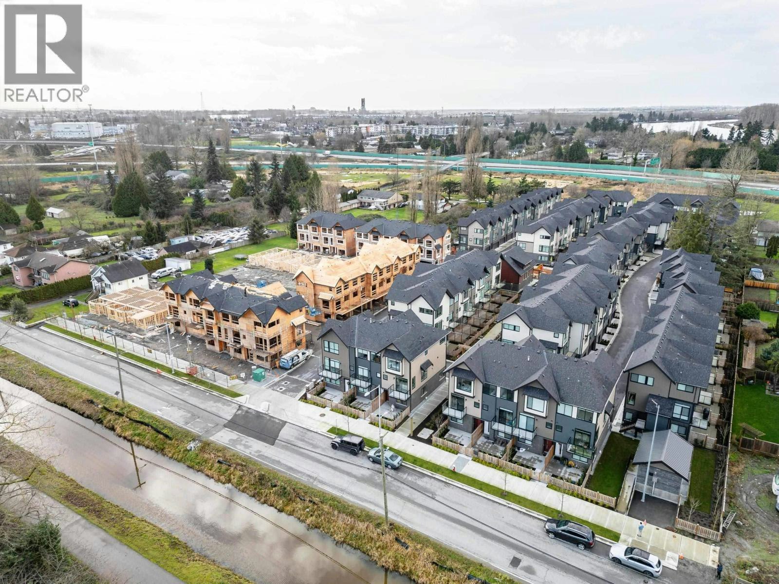13-4337 Boundary Road, New Westminster, BC, V6V 1S8