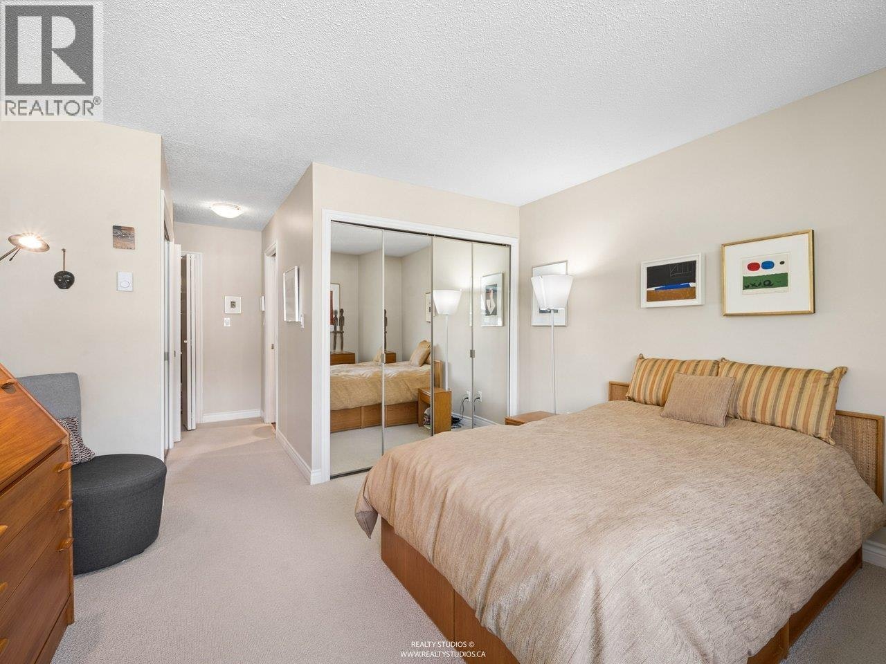 2419 W 1st Avenue, Vancouver, BC, V6K 1G5