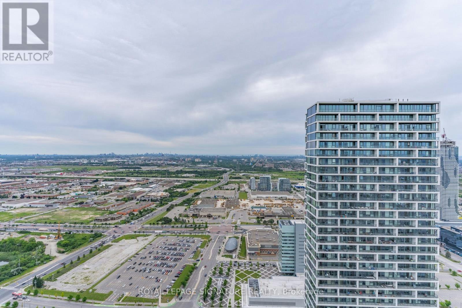 5903-898 Portage Parkway, Vaughan, ON, L4L 0J6 - 24