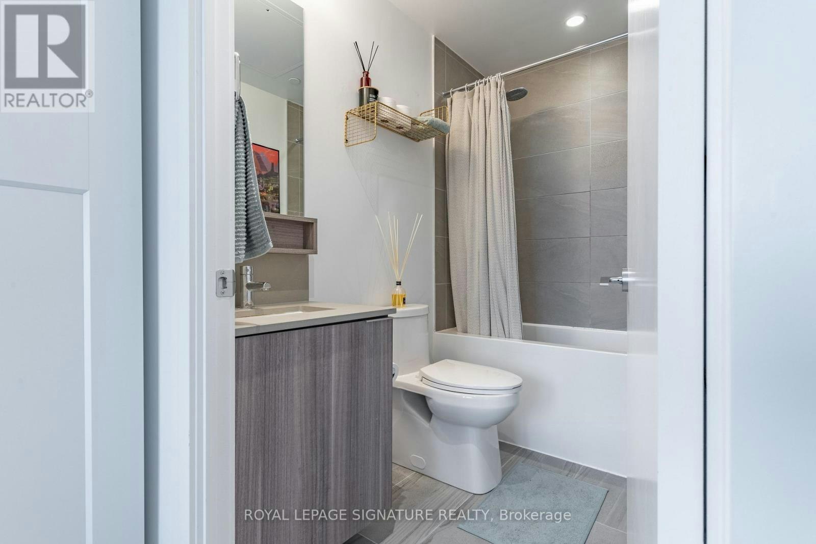 5903-898 Portage Parkway, Vaughan, ON, L4L 0J6 - 14