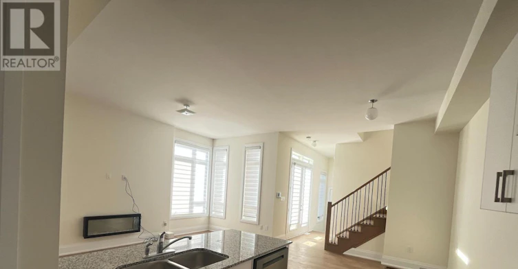 42 Mindanao Avenue, Markham, ON, L6C 3E1 - 6