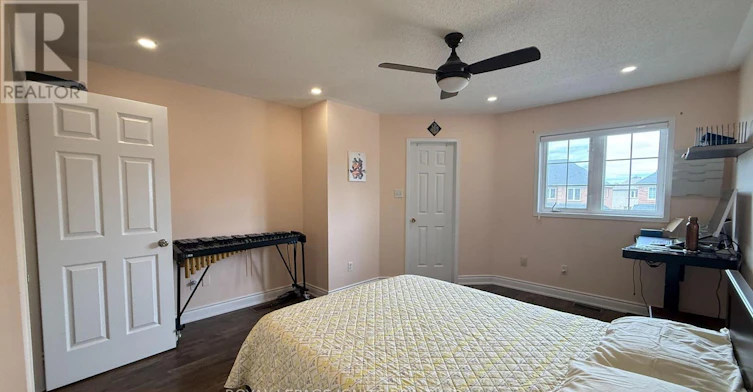 3064 Turbine Crescent, Mississauga, ON, L5M 6W9 - 13