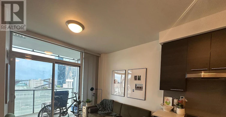 1012-1 Market Street, Toronto, ON, M5E 0A2 - 10