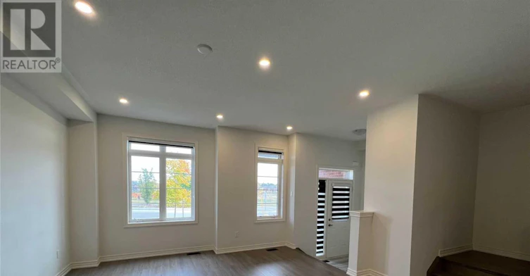 1046 Murrell Boulevard, East Gwillimbury, ON, L9N 0L6 - 8