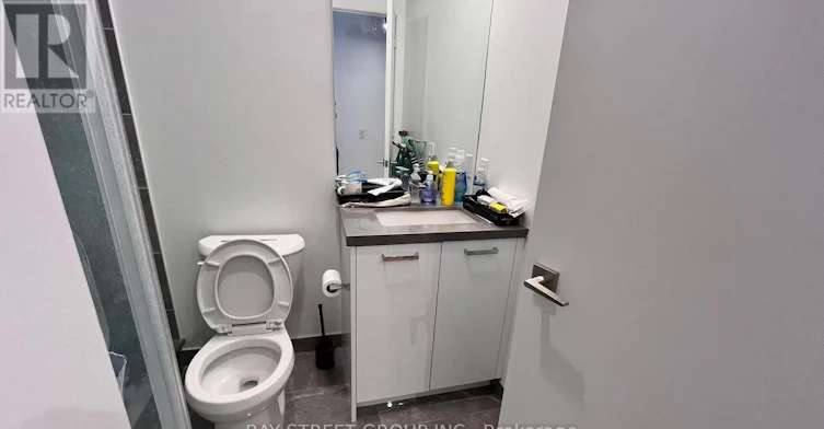 1704-195 Mccaul Street, Toronto, ON, M5T 1W6 - 8