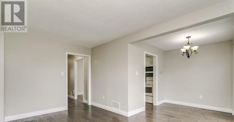 15 Kennedy Drive, Clarington, ON, L1E 2H2 - 8