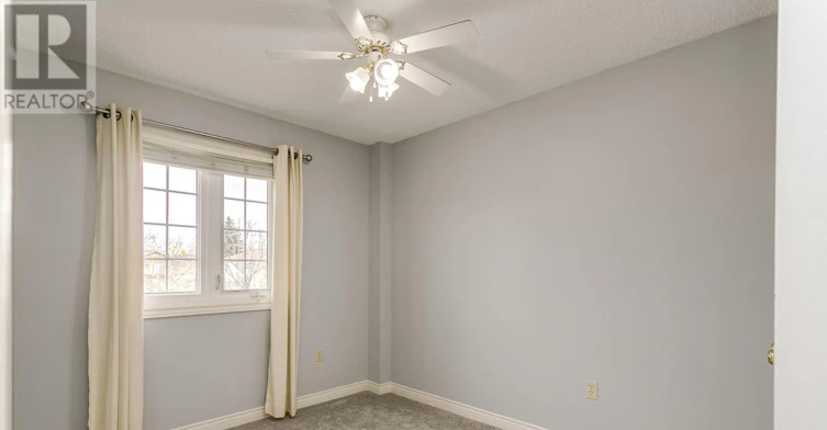 15 Kennedy Drive, Clarington, ON, L1E 2H2 - 12