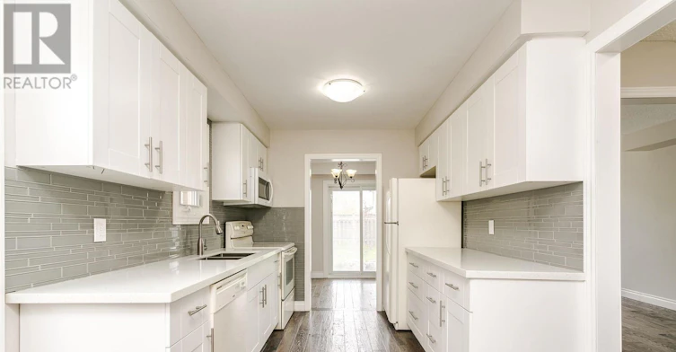 15 Kennedy Drive, Clarington, ON, L1E 2H2 - 6