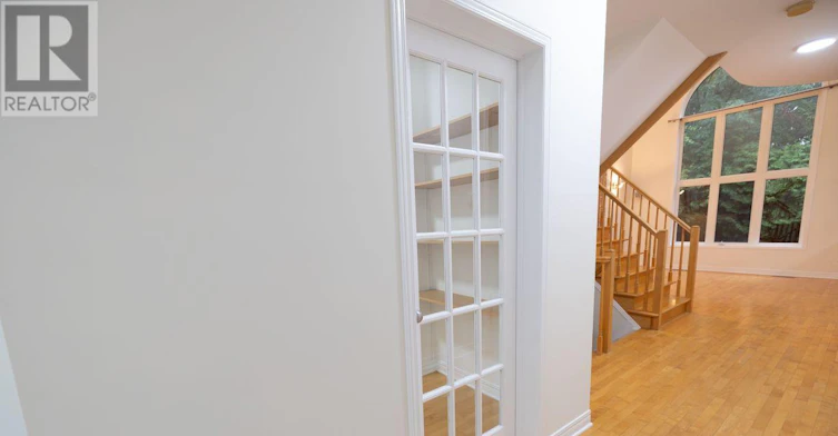 281 Goldridge Drive, Ottawa, ON, K2T 1H4 - 11