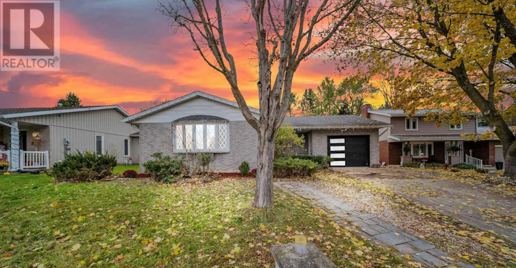 5 Centennial Drive, Brockton, ON, N0G 2V0