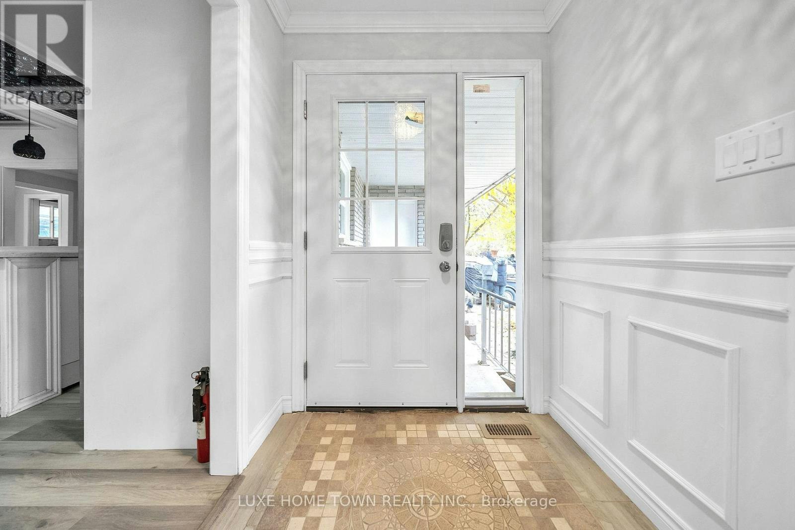 5 Centennial Drive, Brockton, ON, N0G 2V0 - 6