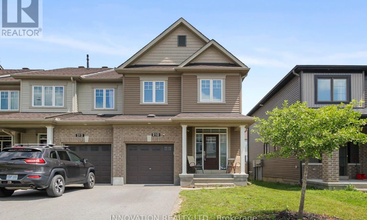 210 Bandelier Way