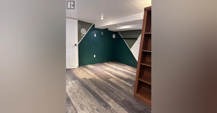 BSMT-40 Montye Avenue, Toronto, ON, M6S 2G9 - 8