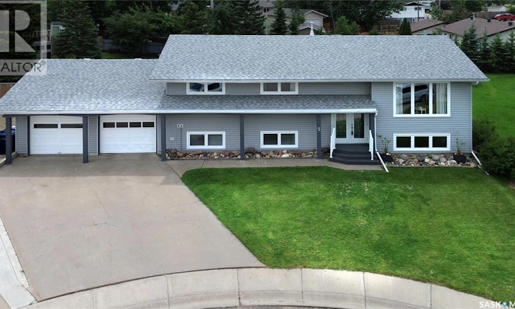 5 Shaw Place