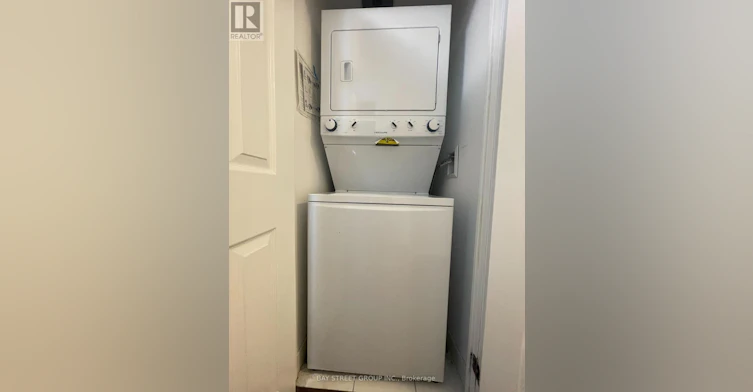 512-11611 Yonge Street, Richmond Hill, ON, L4E 3N8 - 10