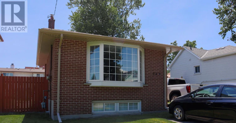 1-349 Adelaide Avenue W, Oshawa, ON, L1J 2R7