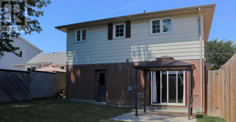 1-349 Adelaide Avenue W, Oshawa, ON, L1J 2R7 - 18