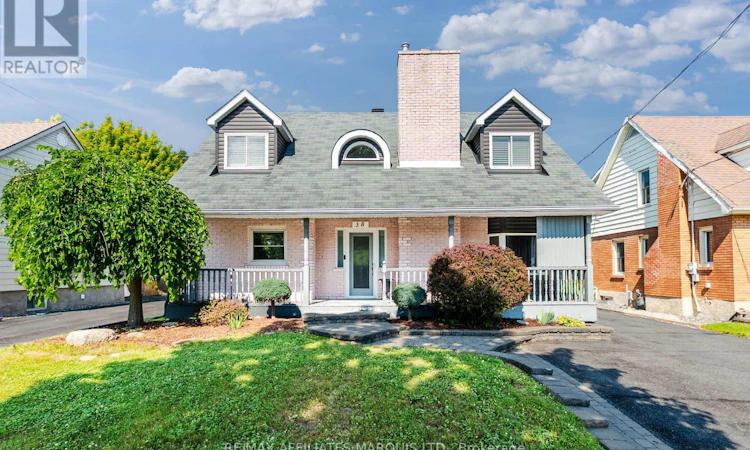 38 Bryden Avenue