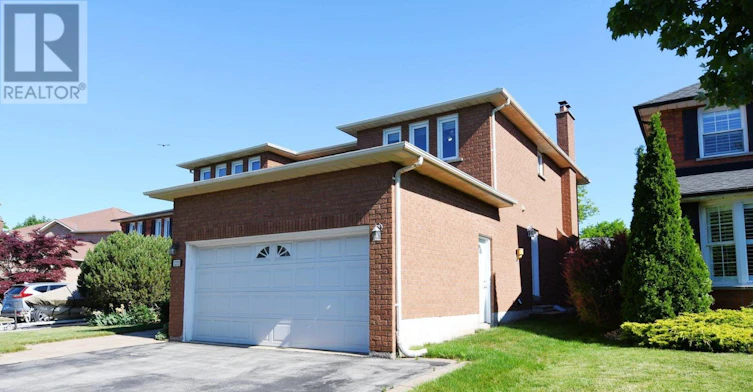 1213 Rosethorne Road, Oakville, ON, L6M 1H5 - 2