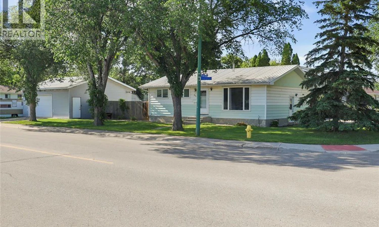 251 Sangster Boulevard