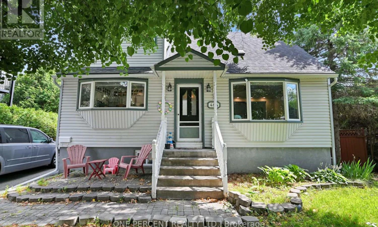 484 Mutual Street