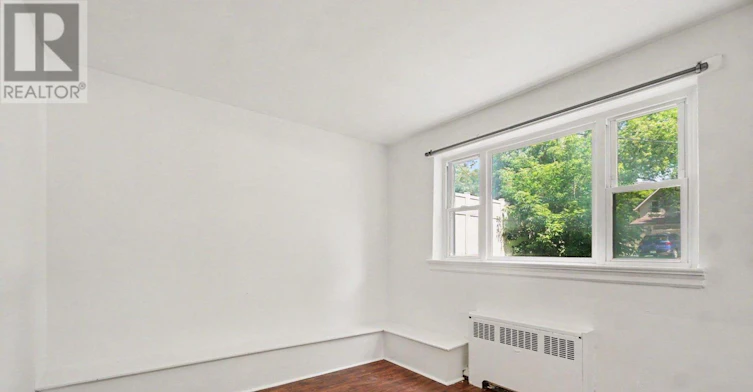 2-726 Edison Avenue, Ottawa, ON, K2A 1W1 - 9