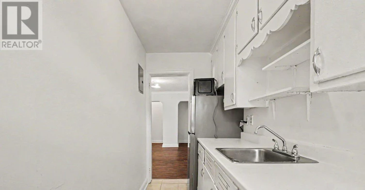 2-726 Edison Avenue, Ottawa, ON, K2A 1W1 - 6