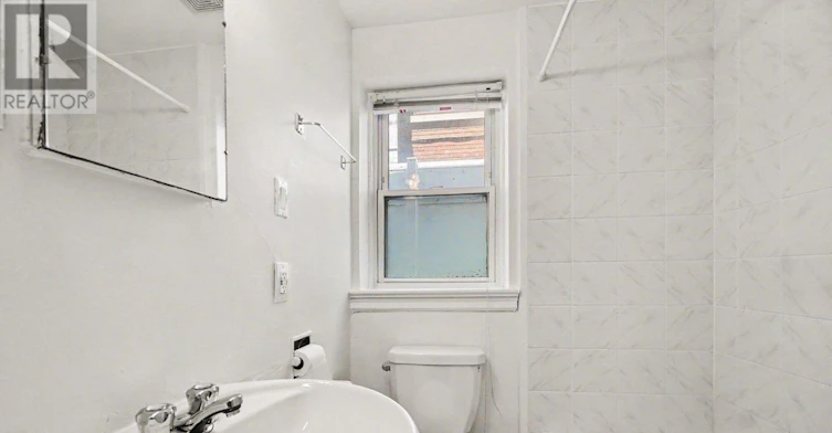 2-726 Edison Avenue, Ottawa, ON, K2A 1W1 - 11