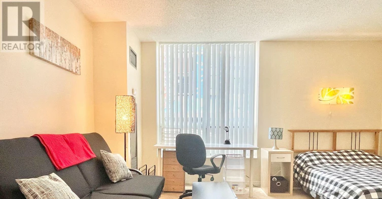 201-28 Olive Avenue, Toronto, ON, M2N 7E6 - 2