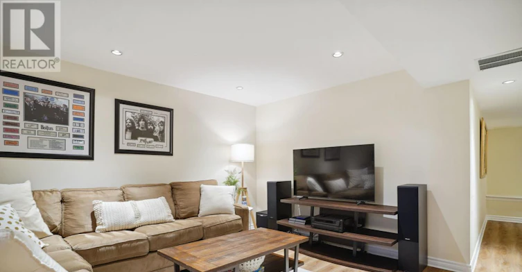 1383 Tobyn Drive, Burlington, ON, L7M 4V7 - 32