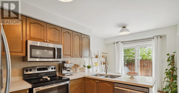1383 Tobyn Drive, Burlington, ON, L7M 4V7 - 11