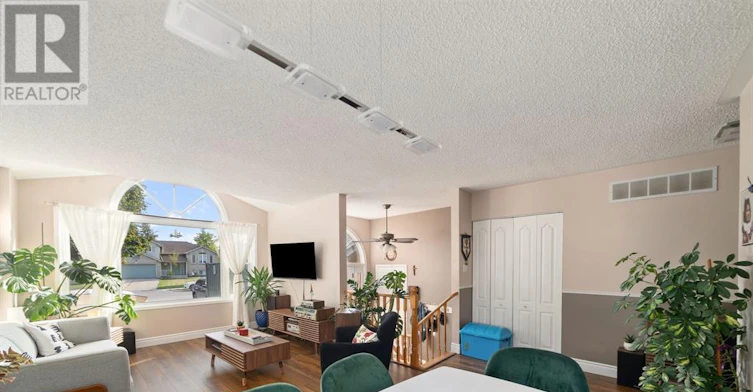 2 Marchmont Place, Belleville, ON, K8P 5E4 - 7