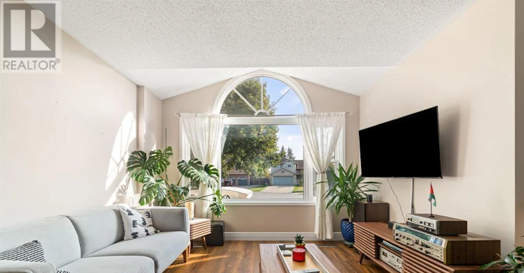 2 Marchmont Place, Belleville, ON, K8P 5E4 - 9