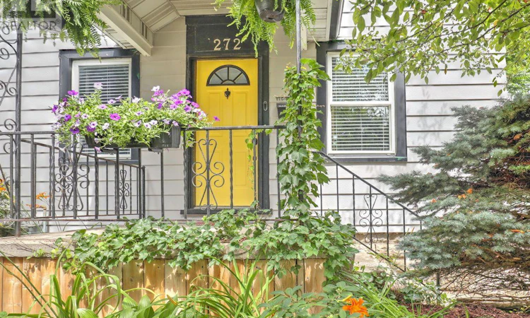 272 Elgin Street