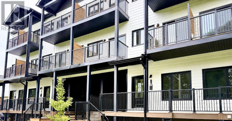 247B Bradford Street, Ottawa, ON, K2B 5Z5