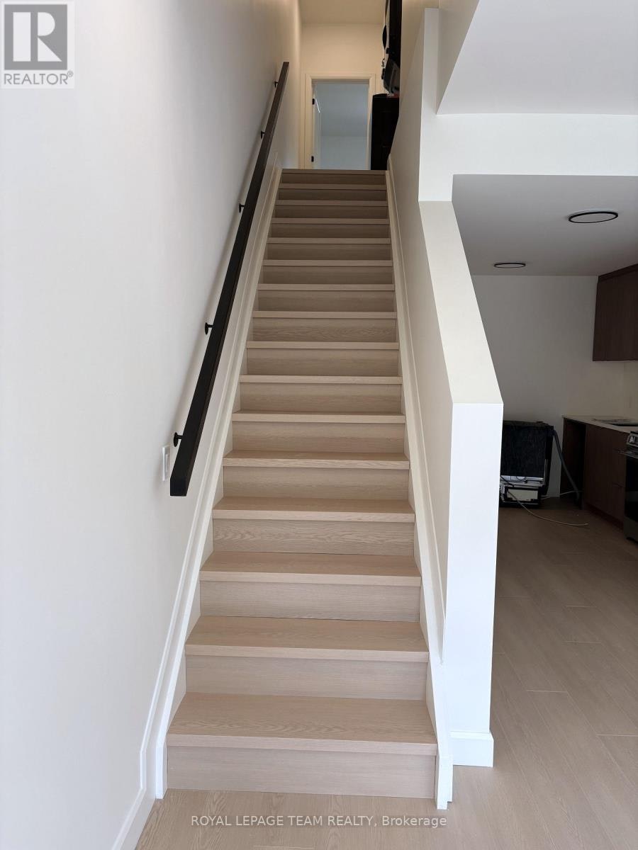 247B Bradford Street, Ottawa, ON, K2B 5Z5 - 7