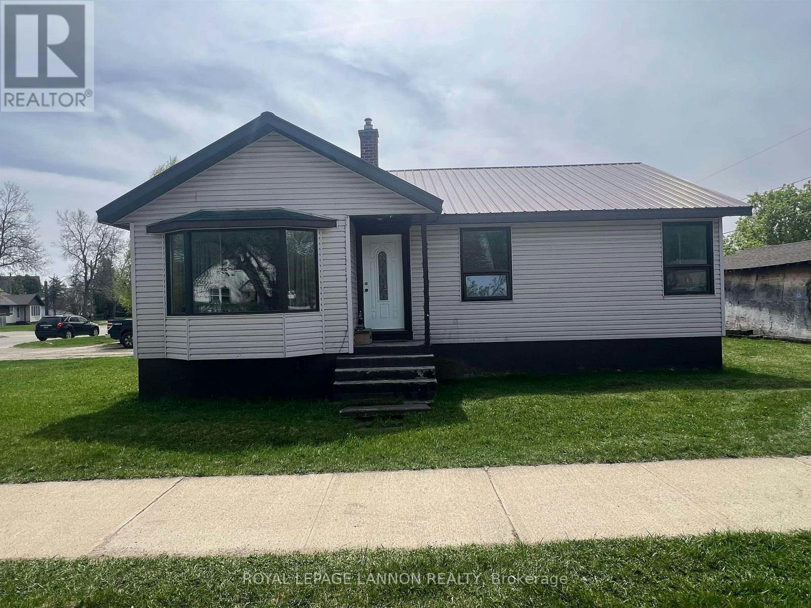 101 Pine Crescent, Atikokan, ON, P0T 1C0