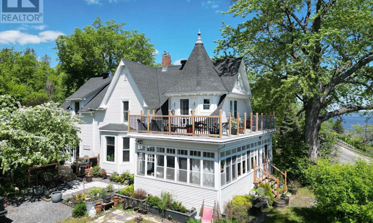 758 Lake Shore Road