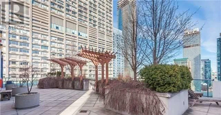 405-1121 Bay Street, Toronto, ON, M5S 3L9 - 23