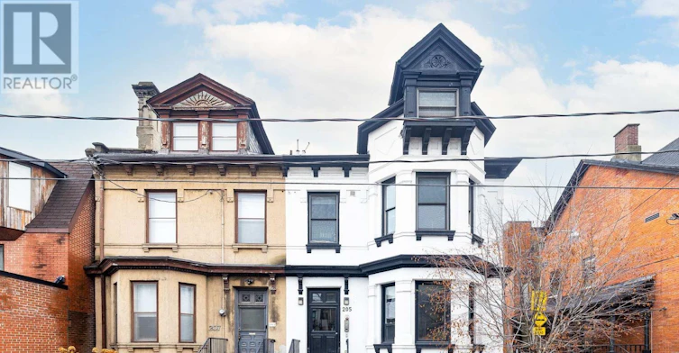 3-205 Gerrard Street E, Toronto, ON, M5A 2E7