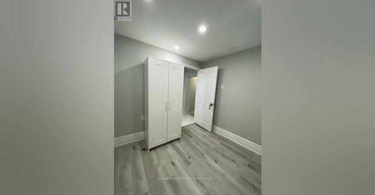 102-206 Carlton Street, Toronto, ON, M5A 2L1 - 4