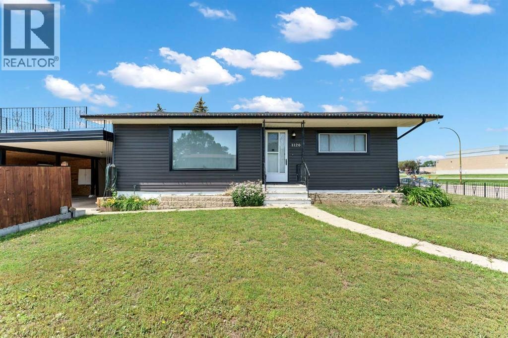 1120 1 Avenue NE, Medicine Hat, AB, T1A 5Z6