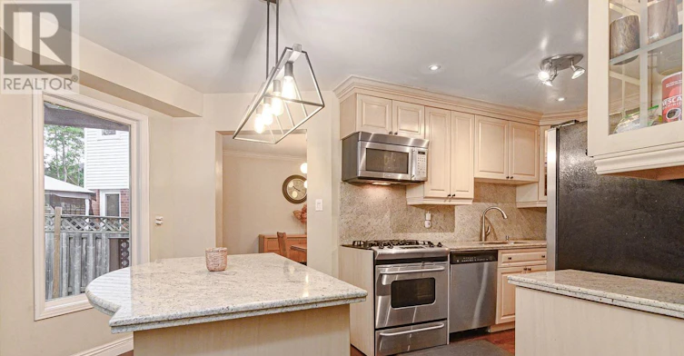 209 Bassett Boulevard, Whitby, ON, L1R 1S4 - 14