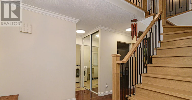 209 Bassett Boulevard, Whitby, ON, L1R 1S4 - 3